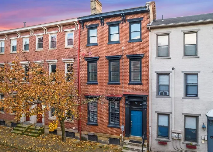 Stylish 4 Bedroom Loft Home, North Shore, City Skyline View Close To Nhl, Nfl