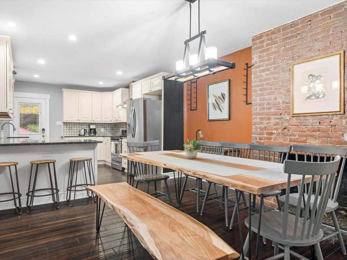 Stylish 4 Bedroom Loft Home, North Shore, Skyline View Close To Nhl, Nfl Сasa de vacaciones
